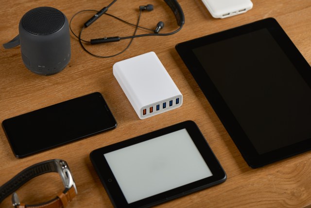 Exploring the Latest Trends in Travel Gadgets for Hassle-Free Journeys