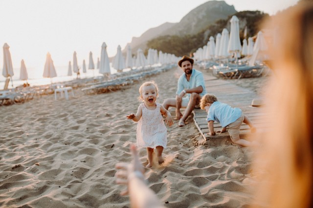 From Packing to Playtime: Complete Tips for a Smooth Family Trip