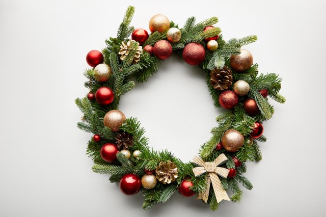 Transform Your Home with These Inexpensive Holiday Decor Hacks